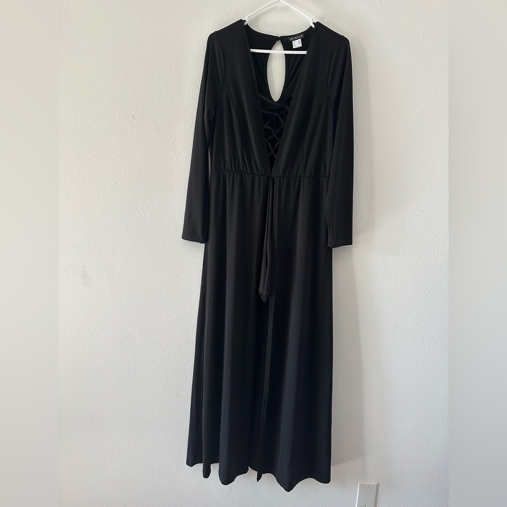Elegant Black Long Sleeve Dress